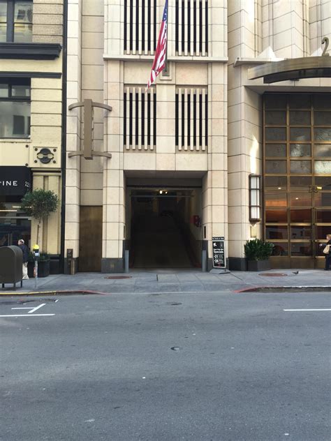 235 Pine Garage - Parking in San Francisco | ParkMe