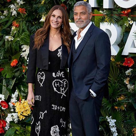 Julia Roberts’s glittering McQueen gown has a hidden message | Vogue India