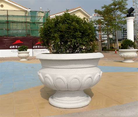园艺玻璃钢砂岩花盆-方圳雕塑厂
