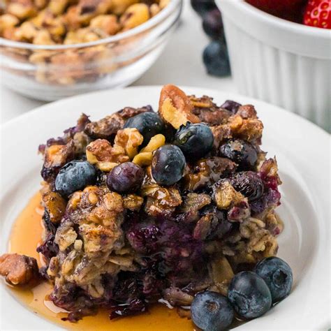 Simple Blueberry Baked Oatmeal Recipe - The Foodie Affair