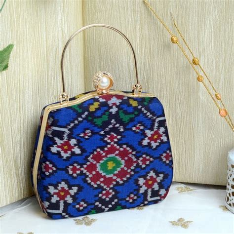 Single Ikat Patola Clutch – My Store