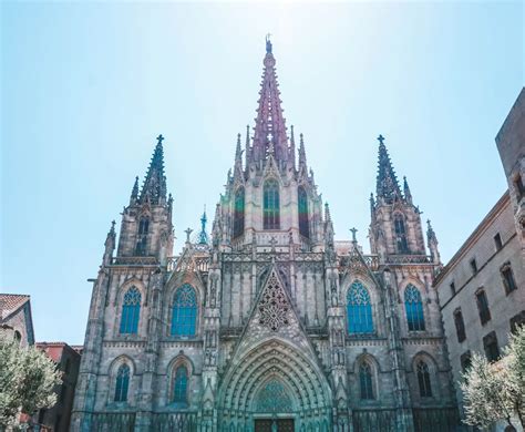 Discovering the Hidden Gems of Barcelona's Gothic Quarter - Travel In ...