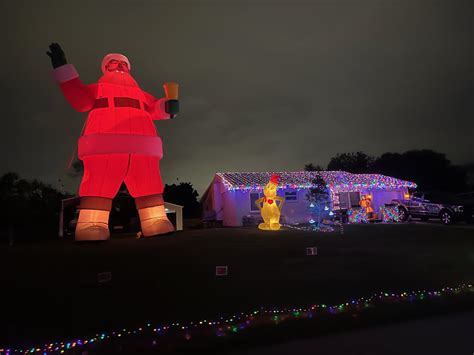 My neighbor’s 3-story tall Santa : r/Ideathon