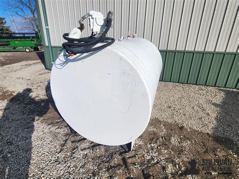 500-Gal Fuel Tank W/High Flow Pump And Handle | Agriculture | BigIron