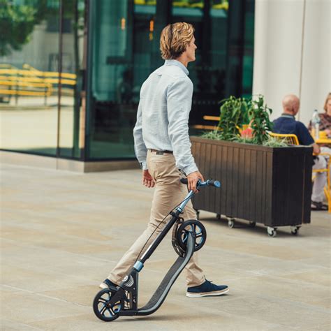 Aluminium Scooter Deck: FLOW ELEMENT LIGHTS – Globber