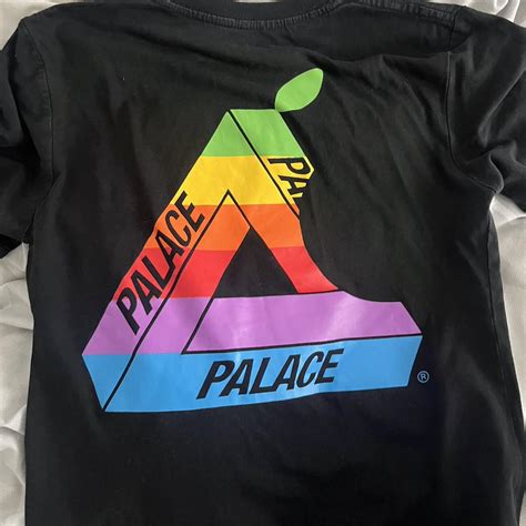 Palace T-shirt Unsure on size will fit men’s... - Depop