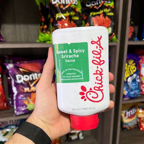 Chick-Fil-A Sweet & Spicy Sriracha Sauce 16 fl oz - Display Ready – LOOP MX
