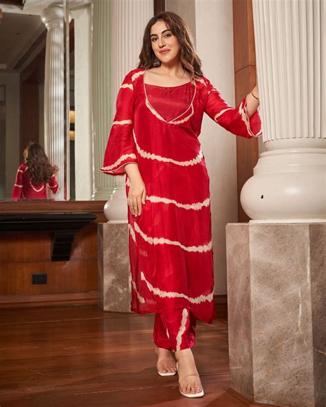 Shop Anavila Red Leheriya Silk Kurta Set for Women Online in India at ...