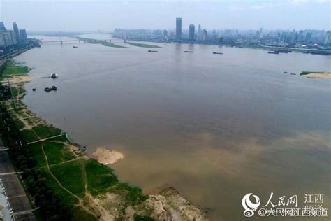 江西南昌遭暴雨袭击 部分地区积水严重——人民政协网