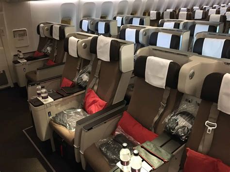 The Emphasis is on "Premium": Review of the New Swiss Premium Economy
