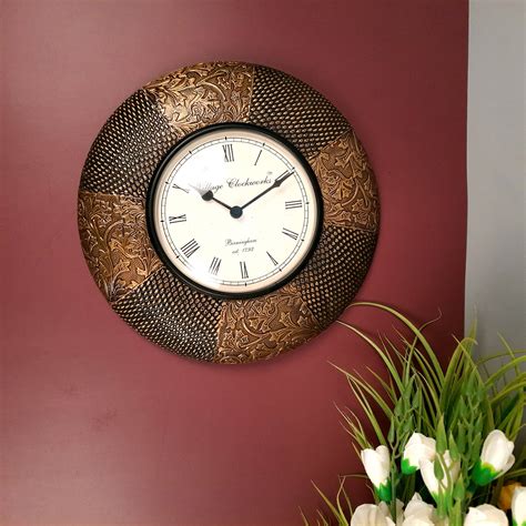 Buy Wall Mount Clocks - Classic and Elegant Decor Choices