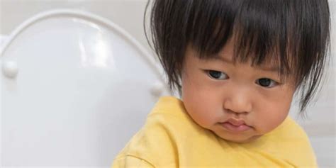 Top 7 Tips To Prevent Constipation In Infants | Onlymyhealth