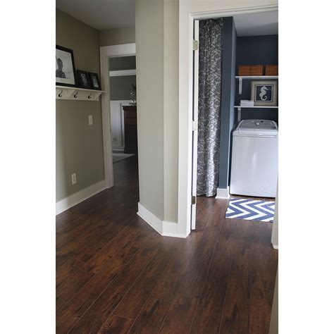 Select Surfaces Cocoa Walnut Laminate Flooring - Various Order Sizes ...