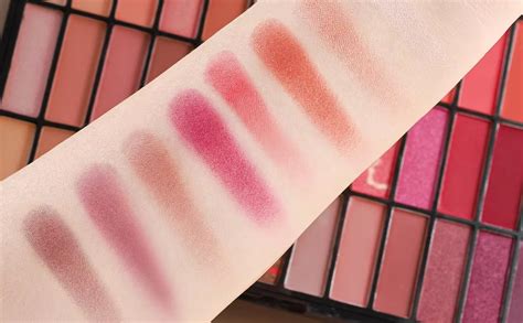 Buy Shryoan Color Studio Eyeshadow & Highlighter Palette | 30 Colorful ...