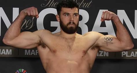 What time is Pat Brown vs Federico Javier Grandone tonight? Ringwalks ...