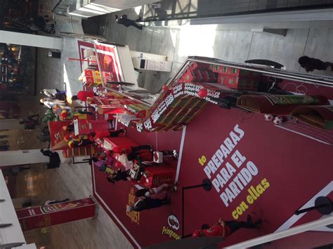Stand para centro comerciales, marca Pringles