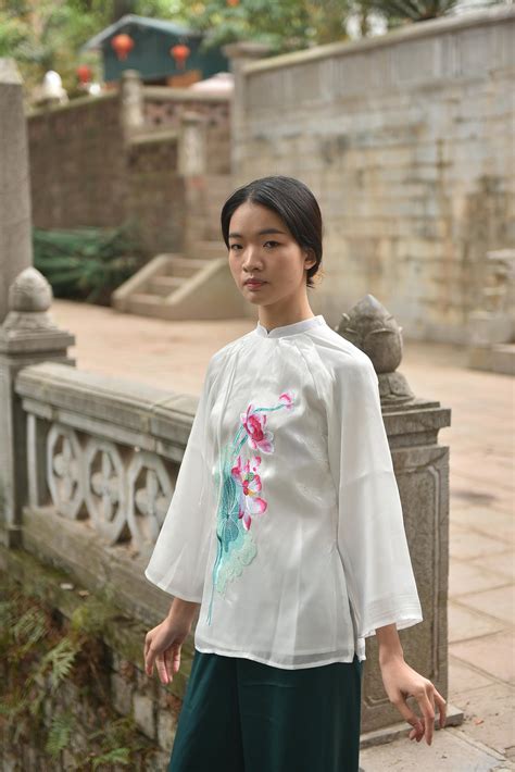 Down+Blouse+Gifs Photos, Download The BEST Free Down+Blouse+Gifs Stock ...