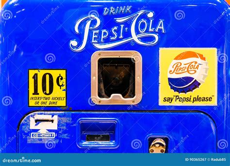 Retro Pepsi-Cola Vending Machine Editorial Photography - Image of ...