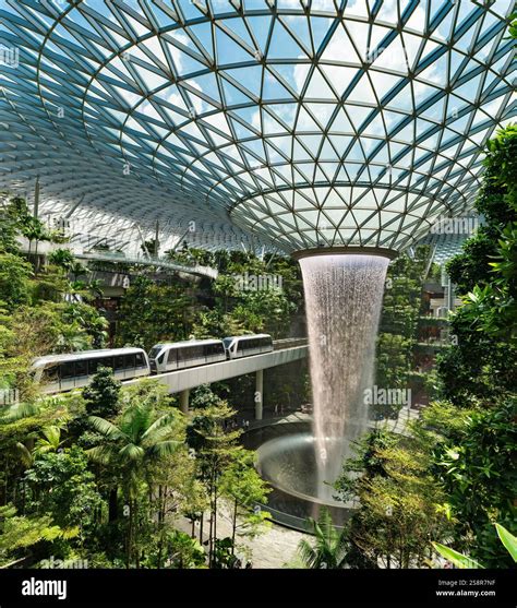 Changi airport waterfall worlds hi-res stock photography and images - Alamy