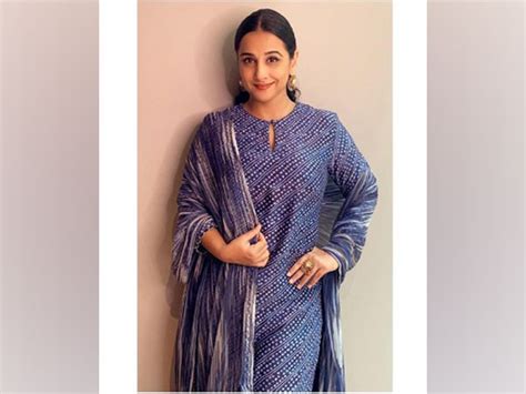 Vidya Balan flaunts her chanderi salwar kameez during e-promotions of ...