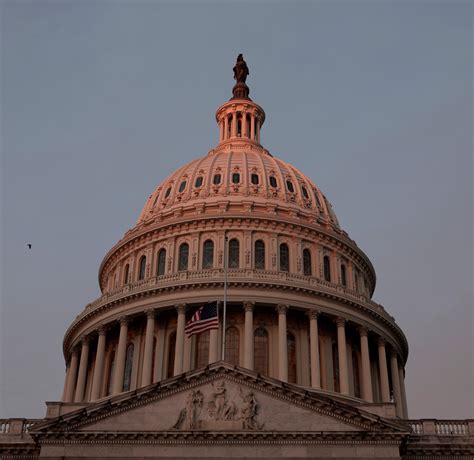 Is Aaron Pierre Single? Dating History, Background - Betches