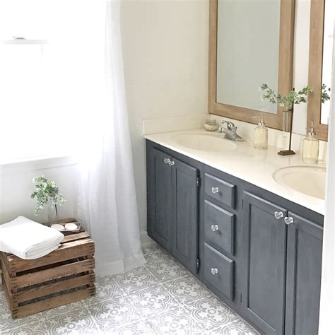 Painted Vinyl Linoleum Floor Makeover Ideas - Fox Hollow Cottage