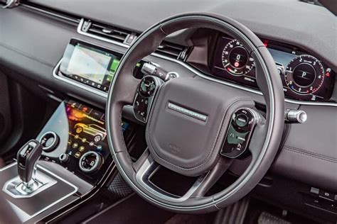 Range Rover Evoque (2019 - present) | Expert Rating | The Car Expert