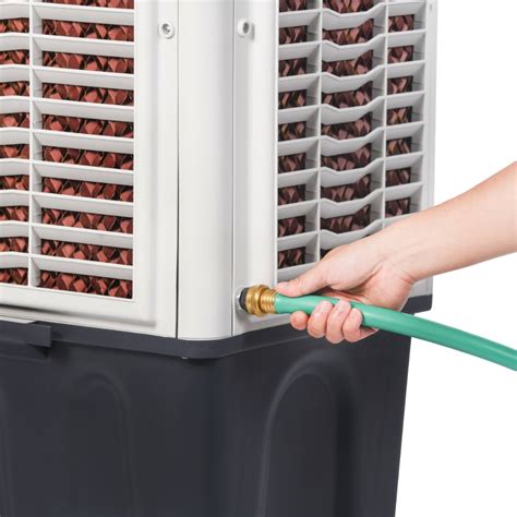 CL810PM Indoor and Semi-Outdoor Portable Evaporative Air Cooler