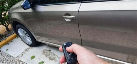 How to Program Key FOB 的图像结果