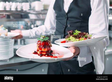 Waiter 的图像结果