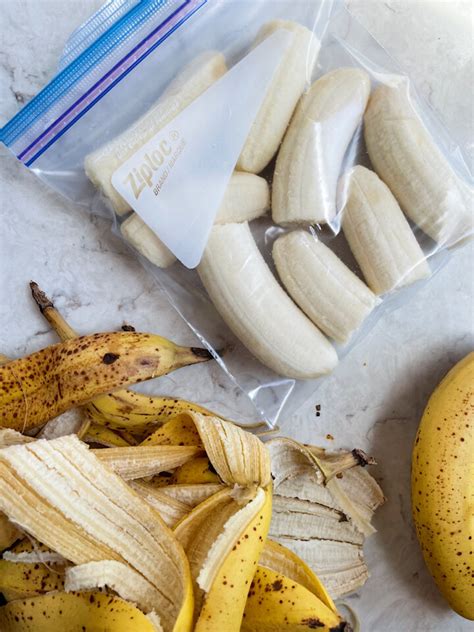 How to Freeze Bananas for Smoothies 的图像结果