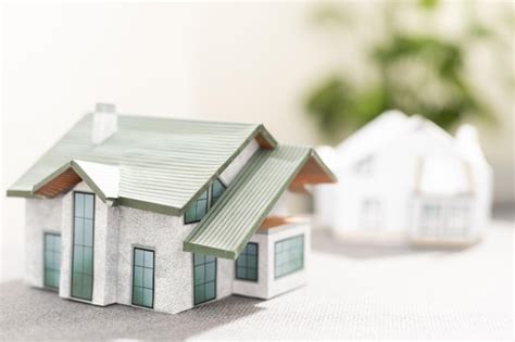 Small Building Top View 的图像结果