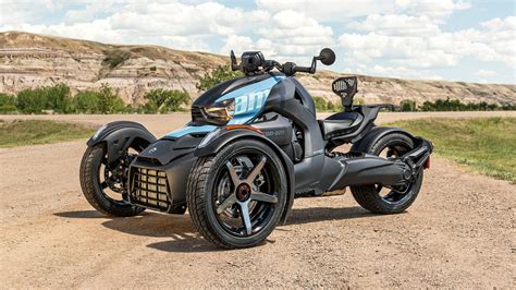 3-Wheel vehicles & 3-Wheeler for all riders - Can-Am On-Road