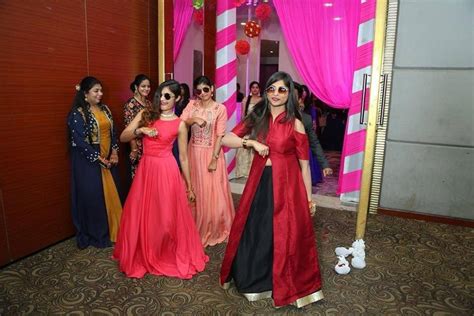The 10 Best Wedding Choreographers in Pune - Weddingwire.in