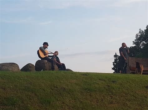 TRUTH NR. 2 (Dixie-Chicks-Trio), Mahogany Hall Bern, 14 January 2023 ...