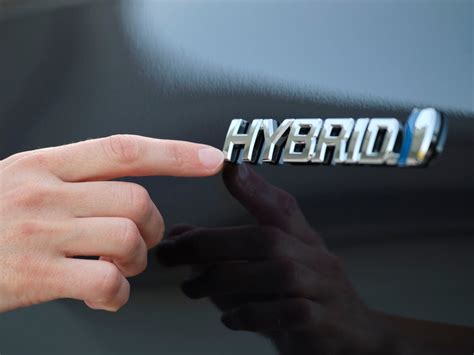 Fuel Types Explained: Petrol, Diesel, CNG, Hybrid, or EV – Which is Best?