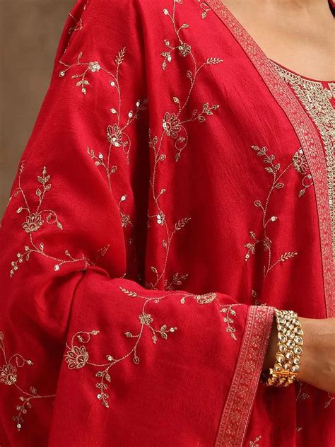 Pakistani Kurtis - Shop Pakistani Kurtas for Women Online | Libas