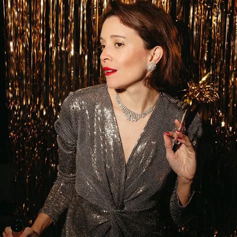 Armoire Reviews: Is Their Clothing Rental Worth It? | ClothedUp