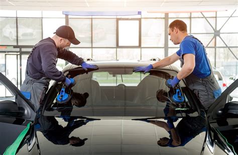 Windshield Window Replacement 的图像结果