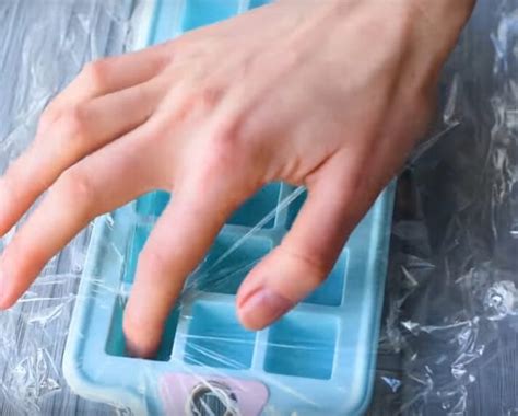 How To Make Sushi in an Ice Cube Tray