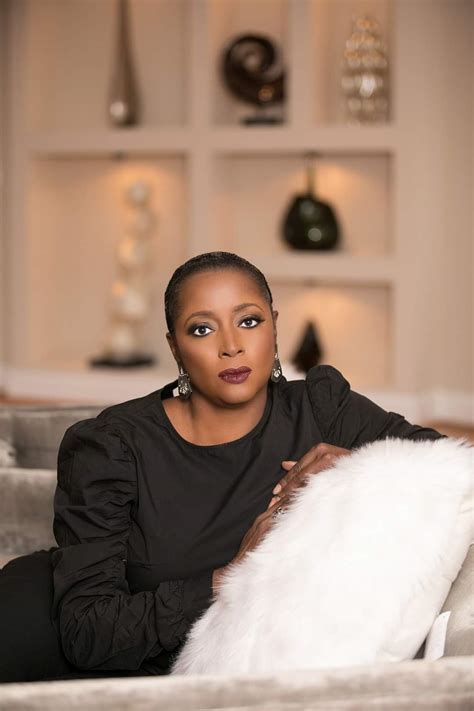 Meet Carolyn Demps - Bold Journey Magazine