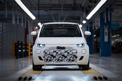 First FIAT 500 Hybrid Units Assembled - The EV Report