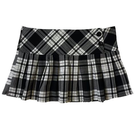 Black and white pleated plaid skirt yoon stayc black xl – Artofit
