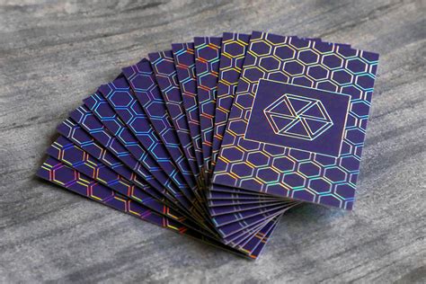 Holographic Foil Business Cards 的图像结果