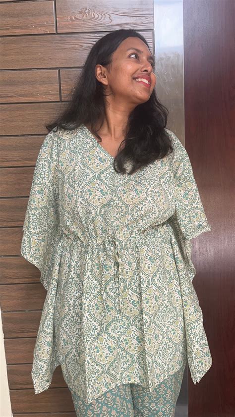 Green Jaal Motif Pure Cotton Kaftan & Lounge Pant Set – Desisass