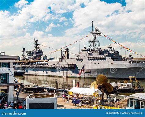 USS John F Kennedy CV67 photo stock éditorial. Image du kennedy - 83396343