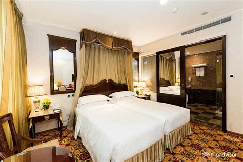 ROYAL SEASONS HOTEL TAIPEI NANJING WEST (Datong) - Hotel Reviews ...