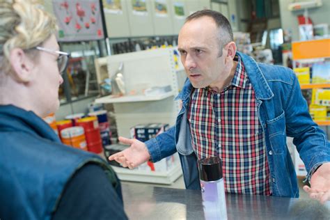 Problem Solving Examples with Angry Customers 的图像结果