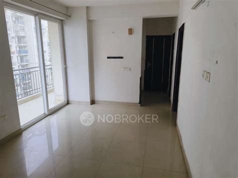 Apartment Gaur City 2 Rent - WITHOUT BROKERAGE Semi-furnished 2 BHK ...