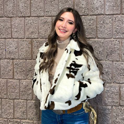 Zuleima Perez — Bio Site